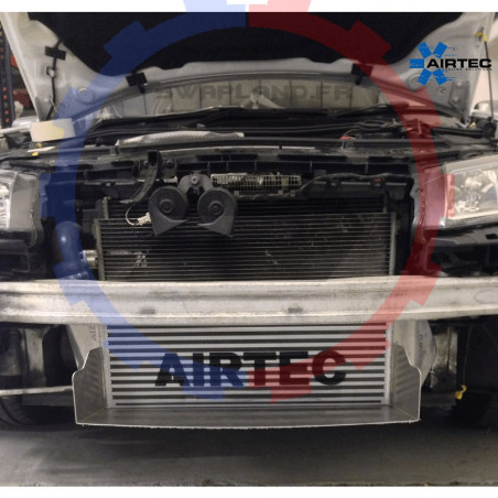 Intercooler Renault Megane 2 225 et R26 avec prise d'air Airtec Motorsport -SWAPLAND-