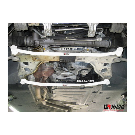BMW 1 04-11 E87 120/130 UltraRacing Barre inférieur avant 1124 