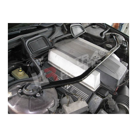 BMW 7-Series E38 730/740 UltraRacing barre anti-rapprochement supérieure avant 