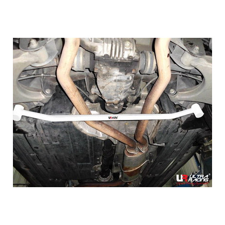 BMW E53 X5 4.4 99-06 UltraRacing 2-Point barre inférieure arrière 1703 