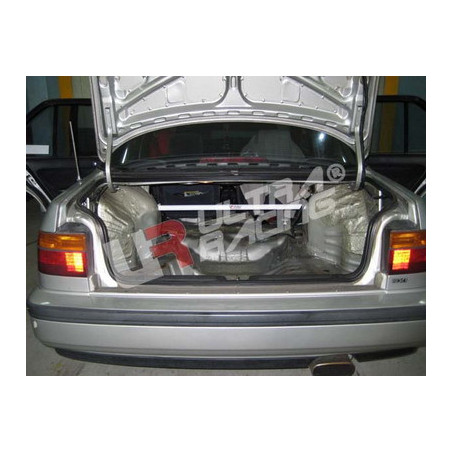 Honda Accord 90-93 UltraRacing 2-Point Barre supérieur arrière 