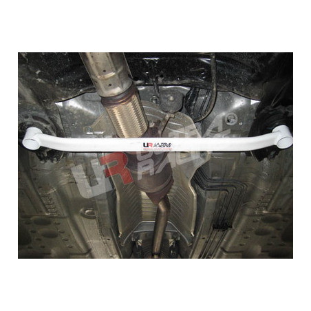 Honda Odyssey 05+ UltraRacing 2-Point Barre inférieur avant 