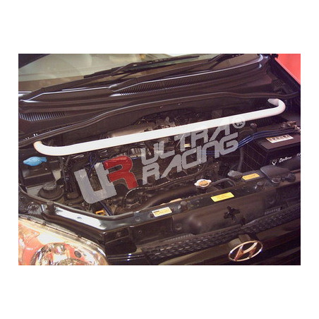 Hyundai Getz UltraRacing 2-Point barre anti-rapprochement supérieure avant 