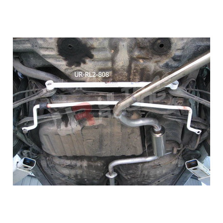 Mazda 323 BF 86-89 UltraRacing 2-Point Barre de liaison inférieure arrière 