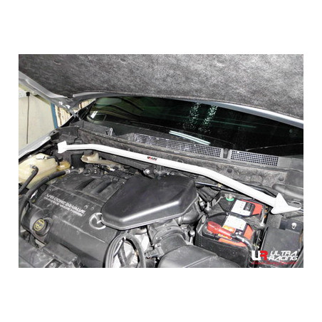 Mazda CX9 07+ 3.7 UltraRacing 2-Point barre avant 1737 
