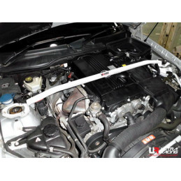 Mercedes SLK 200/280 04-11 UltraRacing barre anti-rapprochement supérieure avant 