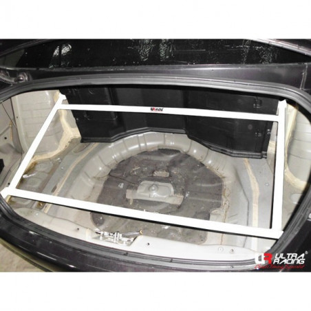 Mitsubishi EVO X UltraRacing 4-Point Barre supérieur arrière 