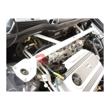 Nissan Almera 00-05 N16 Ultra-R 4-Point barre anti-rapprochement supérieure avant 