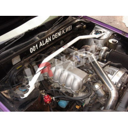 Nissan Cefiro 88-94 A31 UltraRacing barre anti-rapprochement supérieure avant 