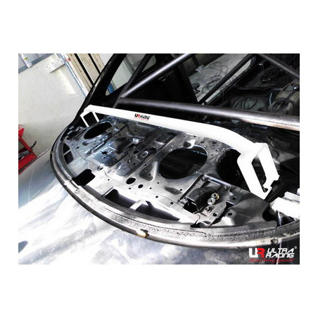 Nissan S14 95-99 UltraRacing 2-Point Barre supérieur arrière 