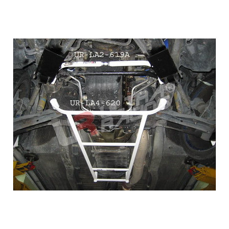 Nissan Skyline R34 GTT 2WD UltraRacing Barre de liaison inférieure avant 