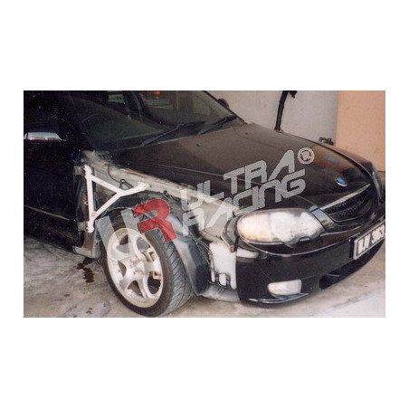 Kia Sephia 97-03 Ultra Racing 3-Points renfort d'ailes 