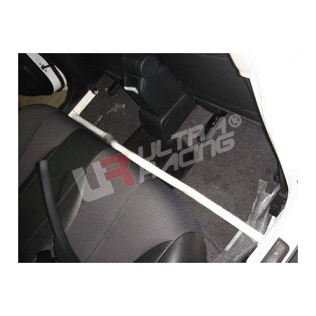 Toyota Celica T23 00+ Ultra Racing 2-Points Renfort de caisse intérieur 