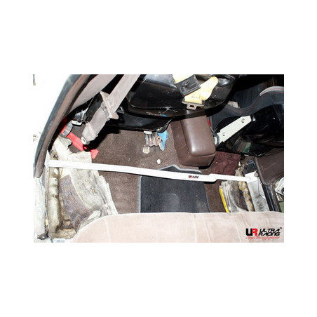 Toyota Mark II 88-92 2.5T Ultra Racing 2-Points Renfort de caisse intérieur 