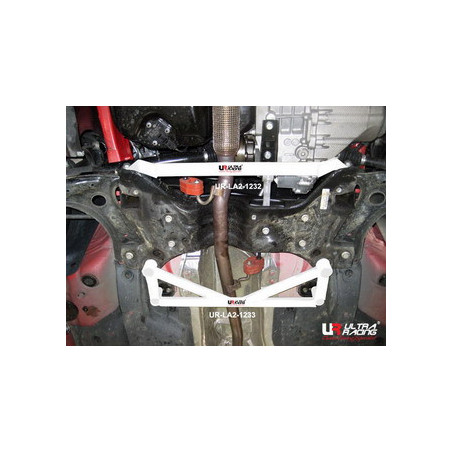Audi A1 10+/ VW Polo 09-13 6 Points +GTI Ultra Racing Barre inférieure centrale 