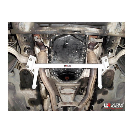 Audi A6 C6 04-11 4.2 4WD Ultra Racing 4-Points Barre inférieure centrale 