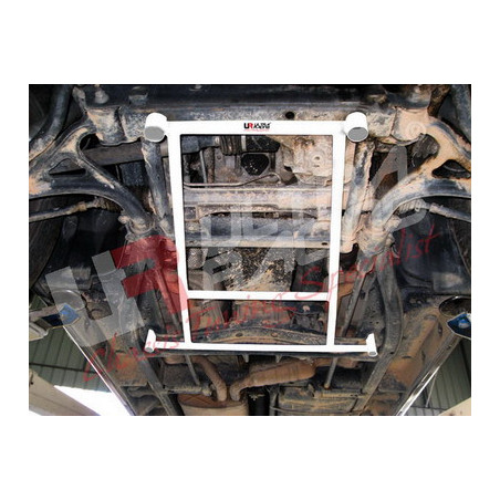 Mercedes ML 320 97-05 Ultra Racing 4-Points Barre inférieure centrale 