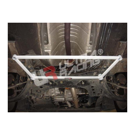 Nissan Micra K12 02-07 Ultra Racing 4-Points Barre inférieure centrale 