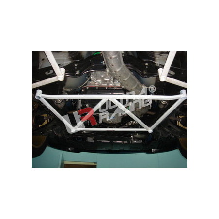 Impreza STI 01-07 GD Ultra Racing 4-Points Barre inférieure centrale Autom 