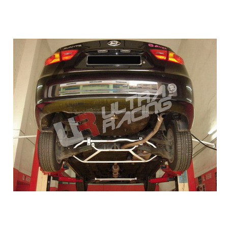 Hyundai Avante 08+ Ultra Racing 4-Points Barre latérale 