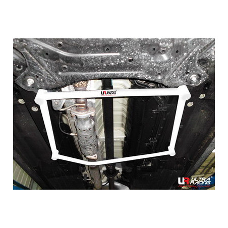 Kia Sportage 10+ 2.0 Ultra Racing 4-Points Barre centrale inférieure 1733 