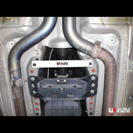 Mercedes E Coupe 09+ (W207) Ultra Racing 2P Barre centrale inférieure 1824 