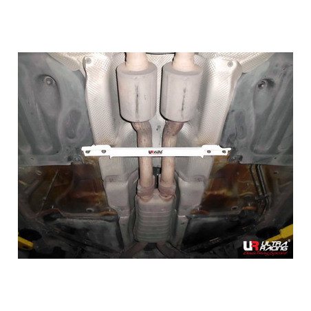 Mercedes E-Class 03-06 W211 Ultra Racing 2-Points Barre centrale inférieure 