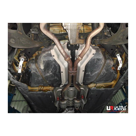 Mercedes R-Class W251/W350 07+ 3.5 Ultra Racing 2x 2P Barre inférieure arrière 