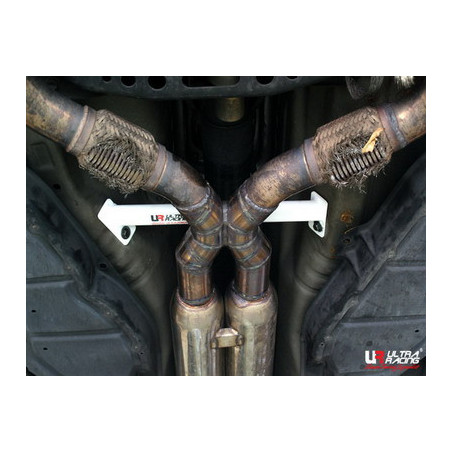 Nissan 350Z 02-08 Ultra Racing 2-Points Barre centrale inférieure 