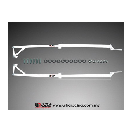 Nissan Cefiro 88-94 A31 Ultra Racing 2x 4-Points Barre latérale 