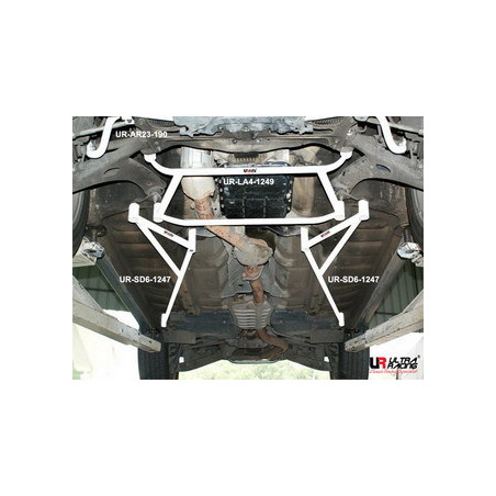 Subaru Forester SH5/SH9/SJ 08+ Ultra Racing 2x3-Points Barre latérale 